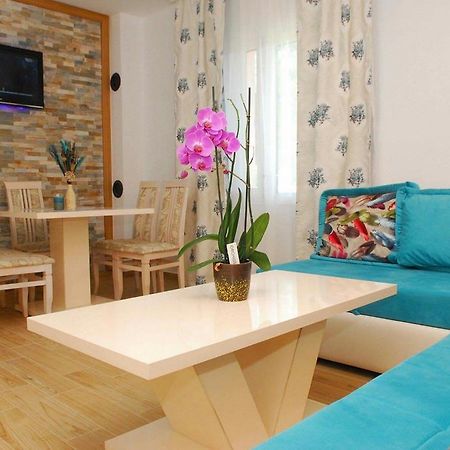 Apartments Kuc Τίβατ Εξωτερικό φωτογραφία