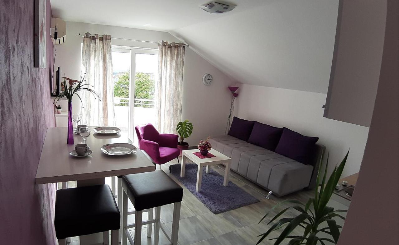 Apartments Kuc Τίβατ Εξωτερικό φωτογραφία