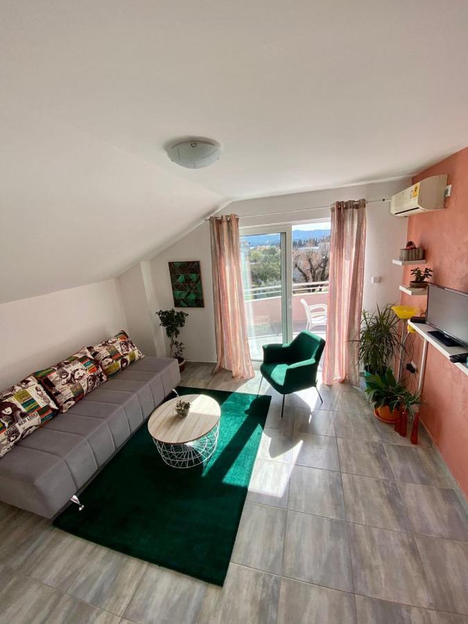 Apartments Kuc Τίβατ Εξωτερικό φωτογραφία