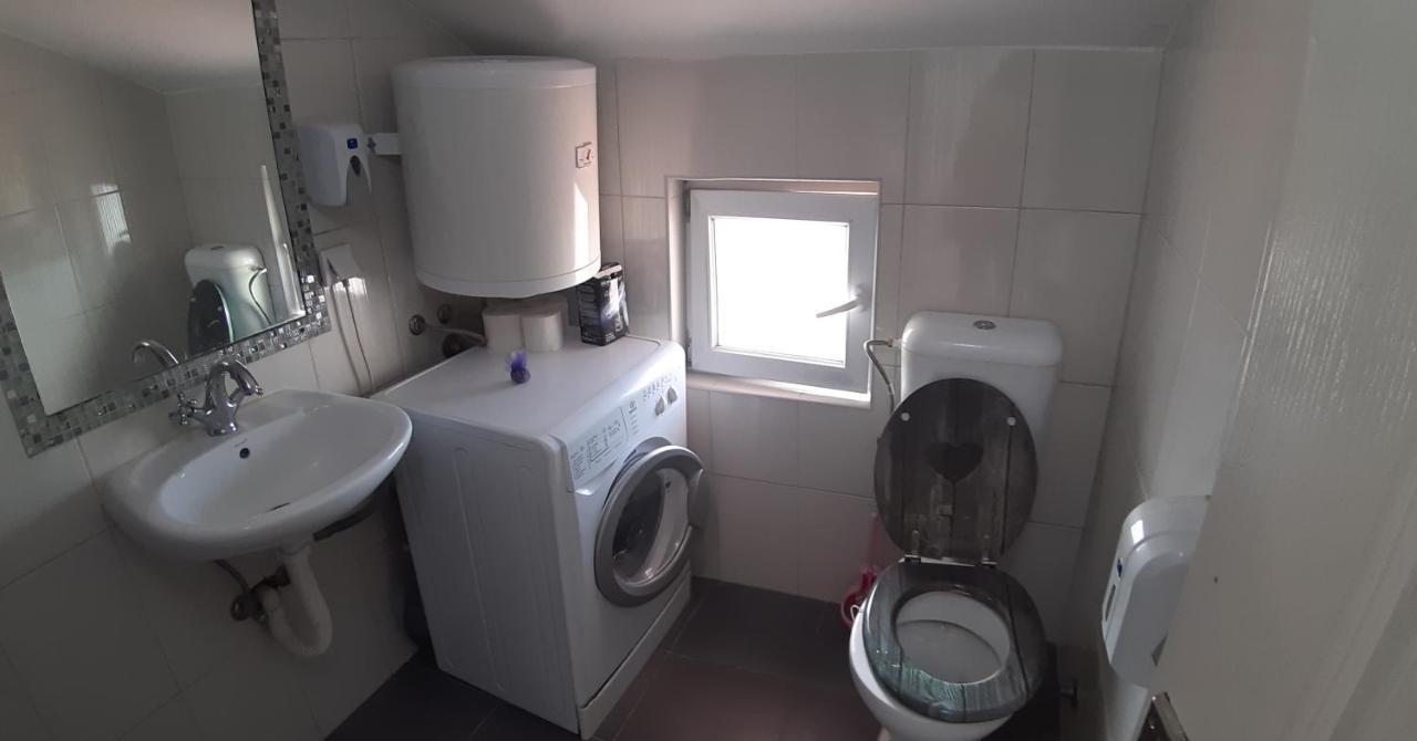 Apartments Kuc Τίβατ Δωμάτιο φωτογραφία